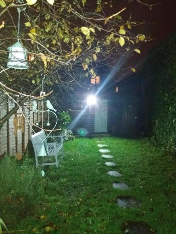 Cosy London Double Room Near Wimbledon Bagian luar foto